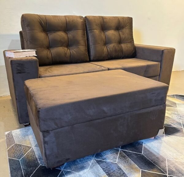 2026/02/1000004456.jpg Sofá 2L + Puff