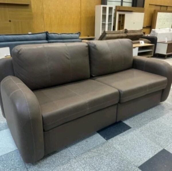 2026/02/IMG-20260224-WA0056-1.jpg Sofá